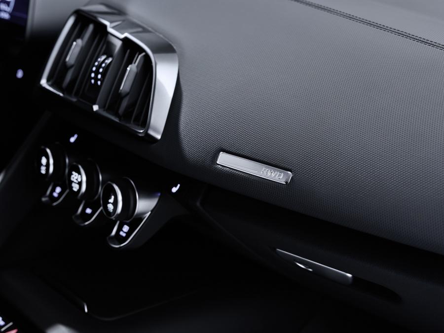 Детали интерьера Audi R8 V10 RWD Coupe 2019 года  (WW) (фото 18 из 34)